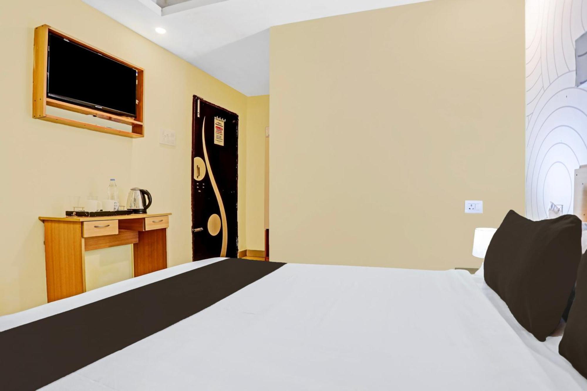 Super Hotel O Phulwarisharif Near Aiims Khagaul ภายนอก รูปภาพ